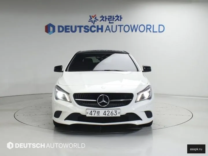 Mercedes-Benz CLA-Class 3