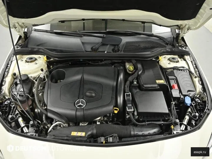 Mercedes-Benz CLA-Class 6
