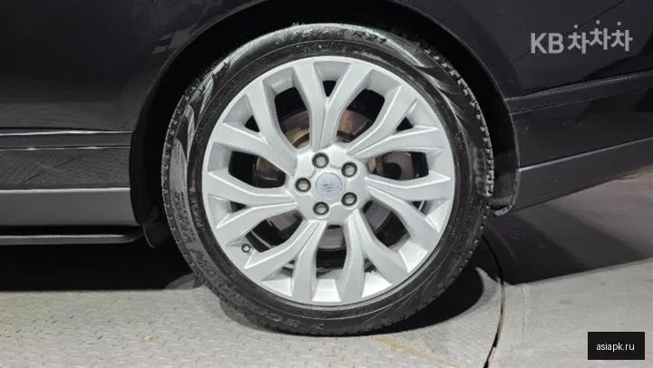 Land Rover Range Rover 6