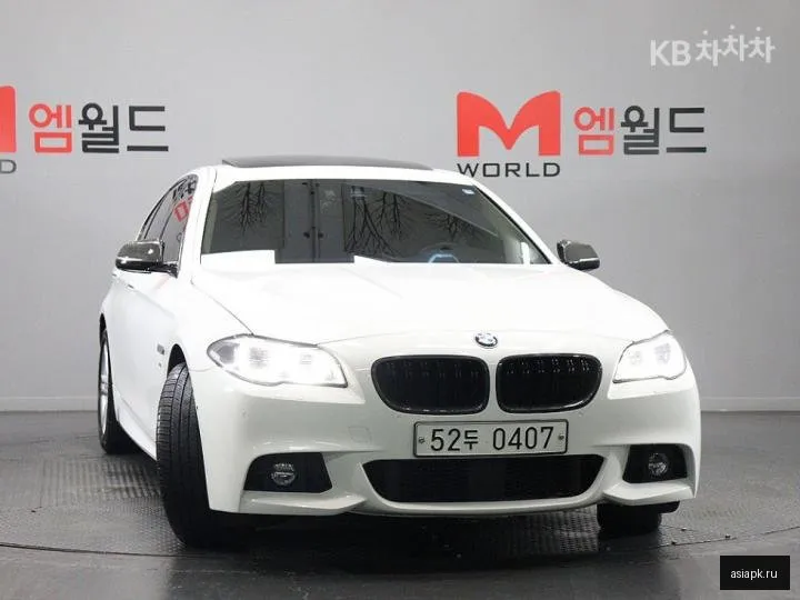 BMW 5-Series 2