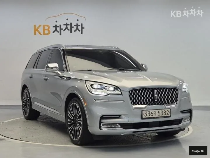 Lincoln Aviator 4