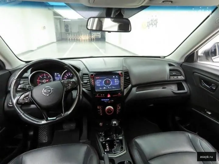 SsangYong Tivoli 6