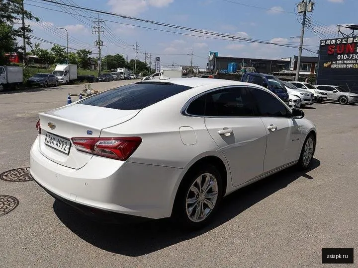Chevrolet Malibu 3