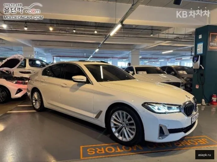 BMW 5-Series 2