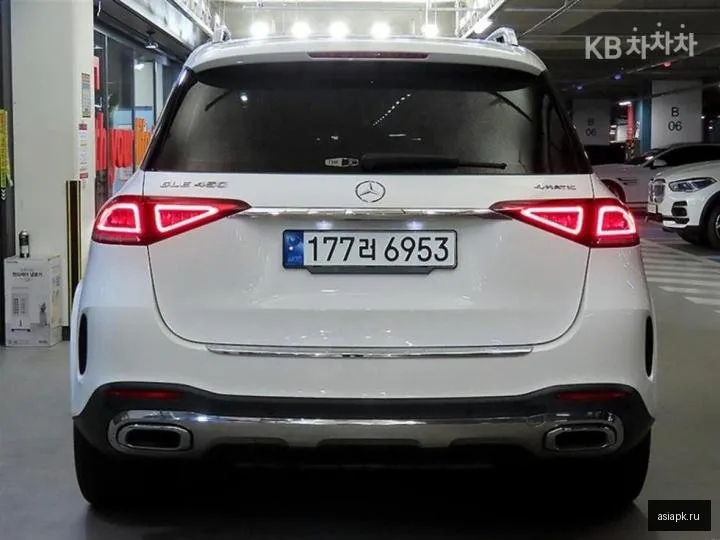 Mercedes-Benz GLE-Class 5