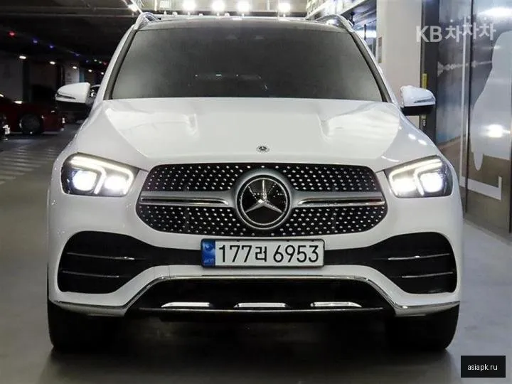 Mercedes-Benz GLE-Class 2