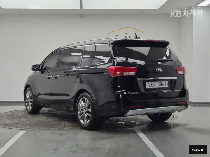 Kia Carnival 3