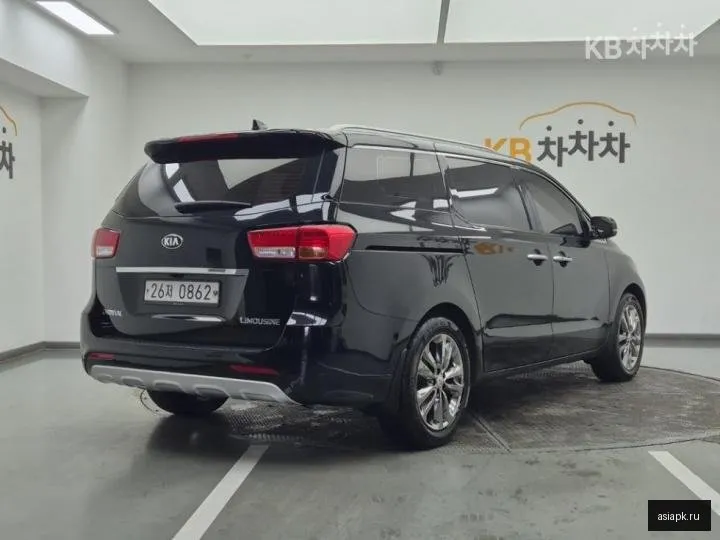 Kia Carnival 4