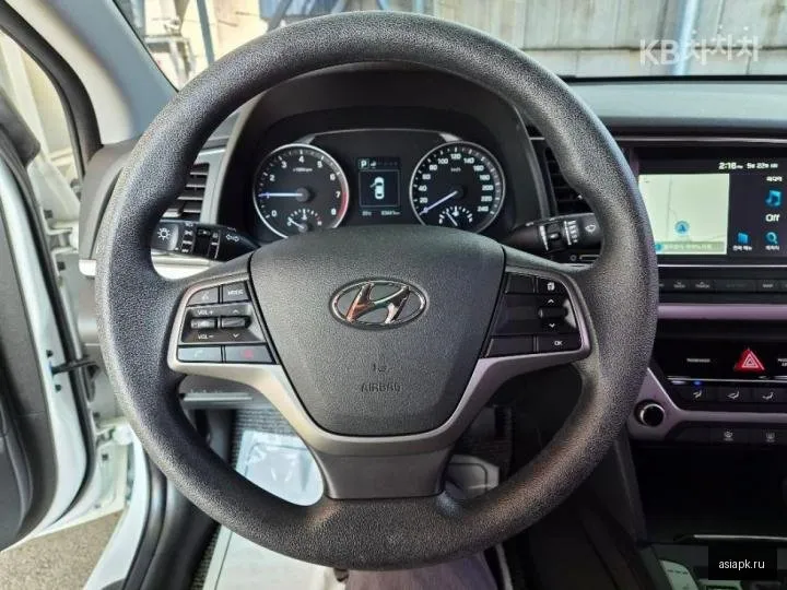 Hyundai Avante 6