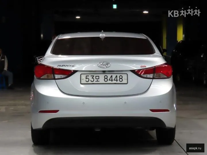 Hyundai Avante 3