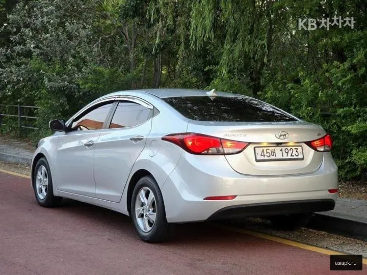 Hyundai Avante 3