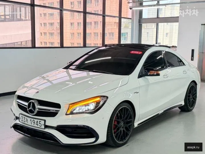 Mercedes-Benz CLA-Class 2