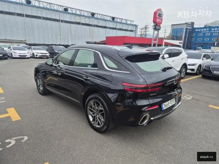 Genesis GV70 3