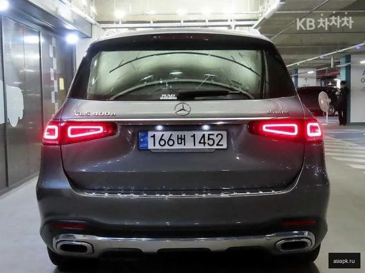 Mercedes-Benz GLS-Class 5