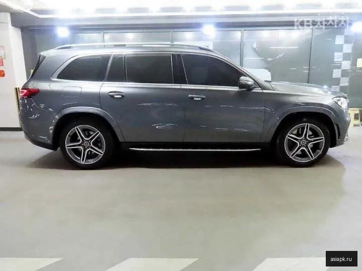 Mercedes-Benz GLS-Class 3