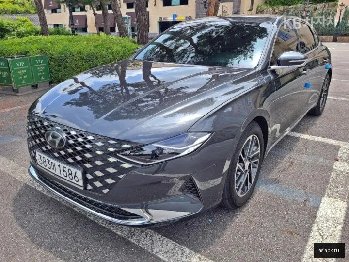 Hyundai Grandeur 3
