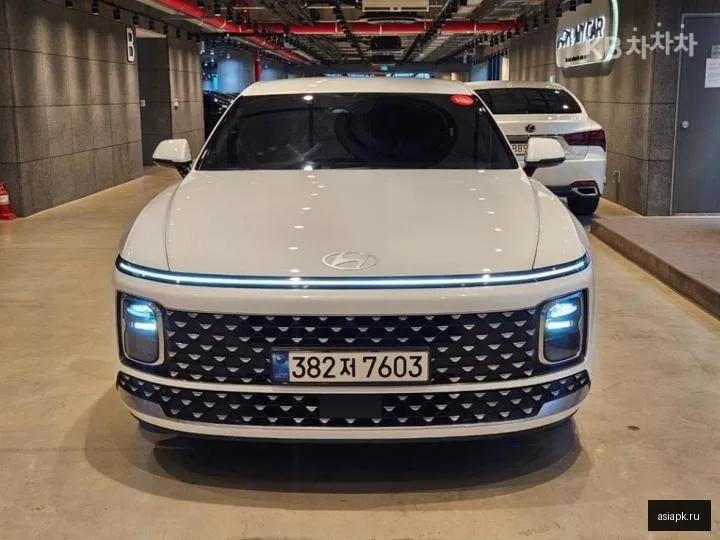 Hyundai Grandeur 2