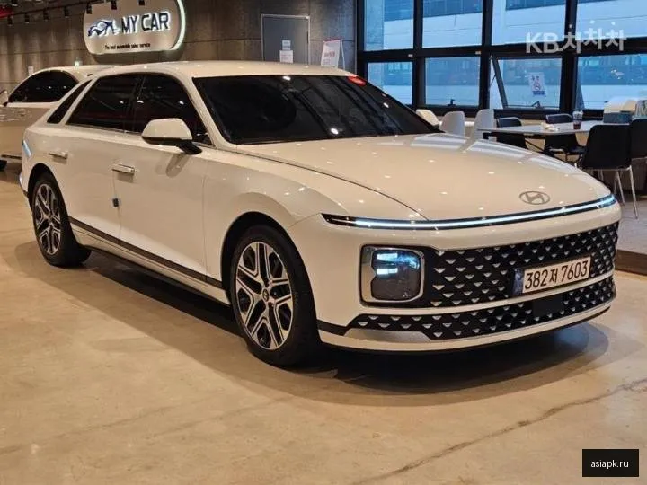 Hyundai Grandeur 3