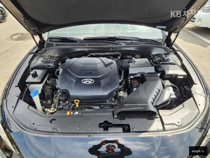 Hyundai Grandeur 5