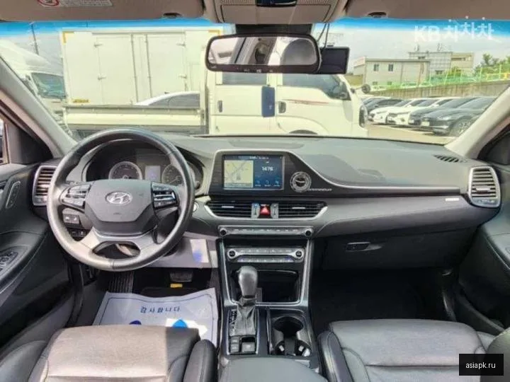 Hyundai Grandeur 6