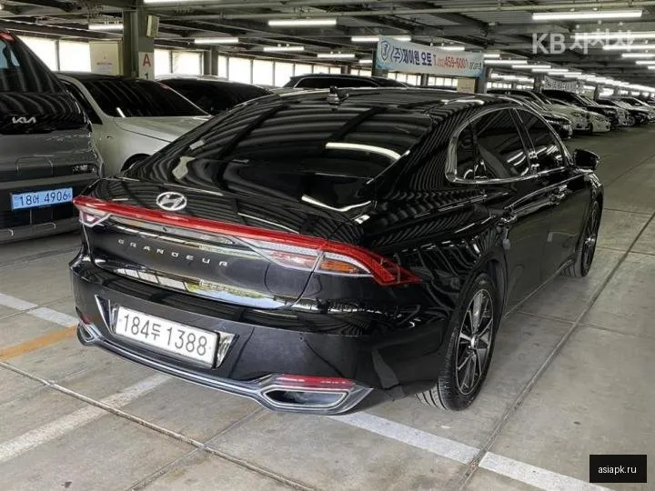 Hyundai Grandeur 2