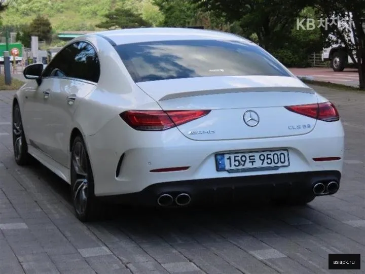Mercedes-Benz CLS-Class 4