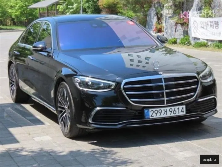 Mercedes-Benz S-Class 2