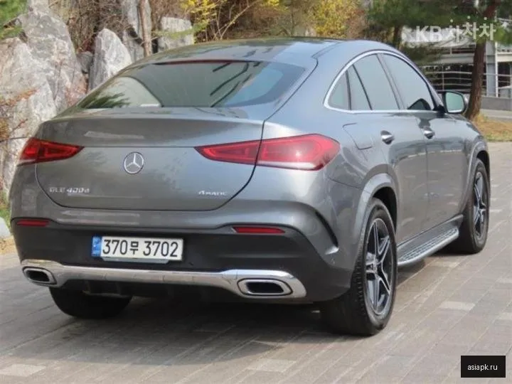 Mercedes-Benz GLE-Class 3