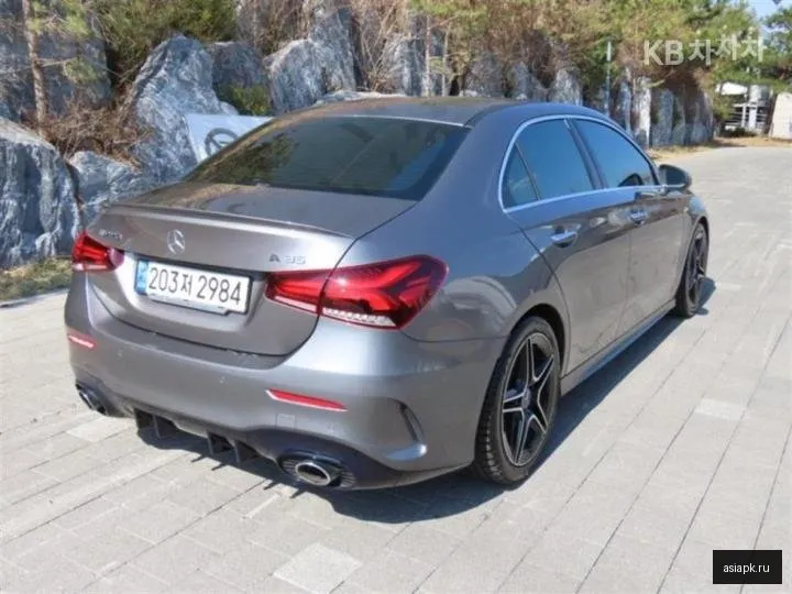 Mercedes-Benz A-Class 3