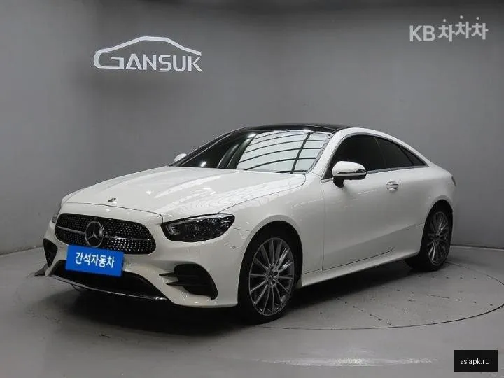 Mercedes-Benz E-Class 2