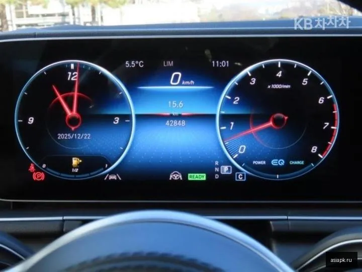 Mercedes-Benz GLS-Class 5