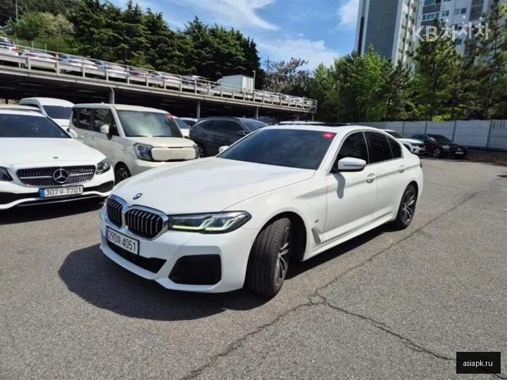 BMW 5-Series 2