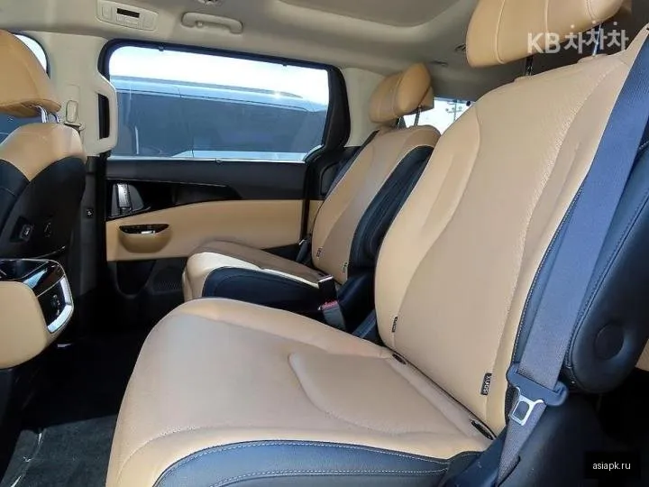 Kia Carnival 6