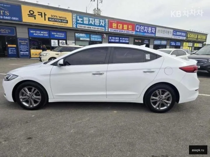 Hyundai Avante 4