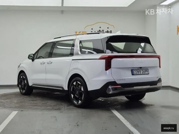 Kia Carnival 3