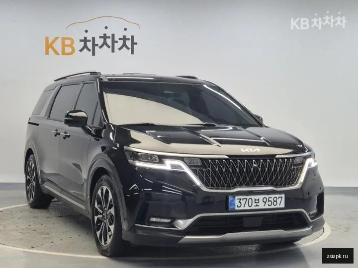 Kia Carnival 4