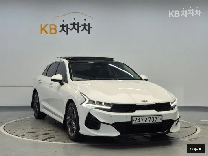 Kia K5 4