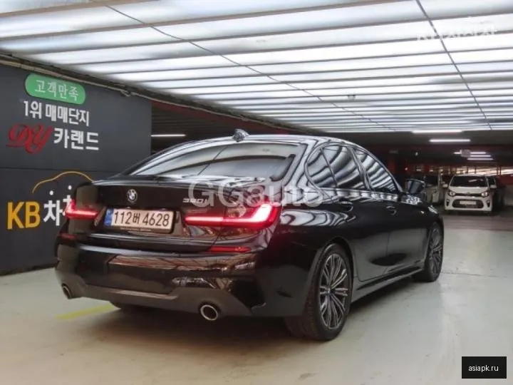 BMW 3-Series 4