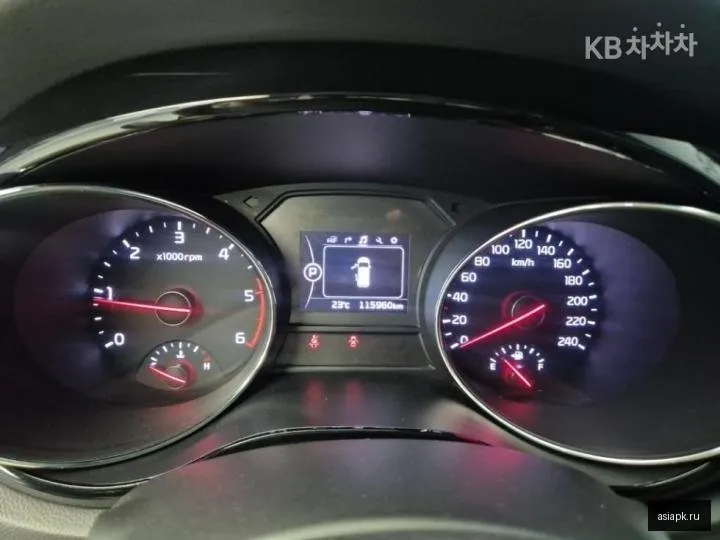 Kia Carnival 6