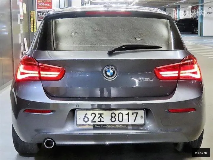 BMW 1-Series 5