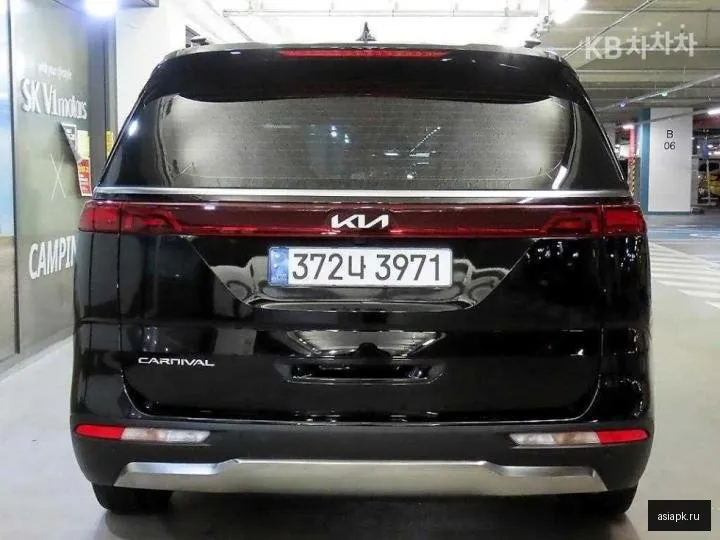 Kia Carnival 5
