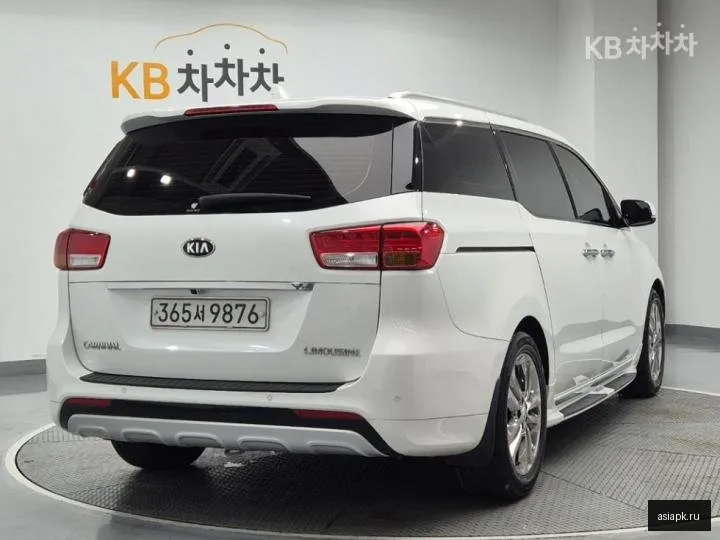 Kia Carnival 3