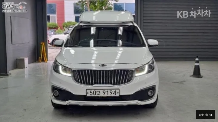 Kia Carnival 3
