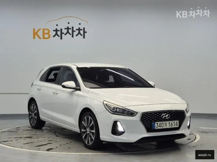 Hyundai i30 4