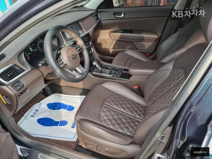 Kia K5 5