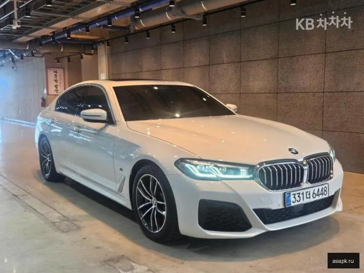 BMW 5-Series 2