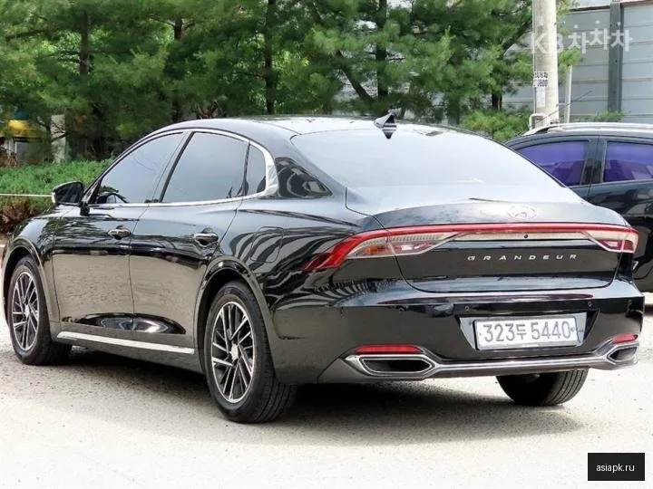 Hyundai Grandeur 3