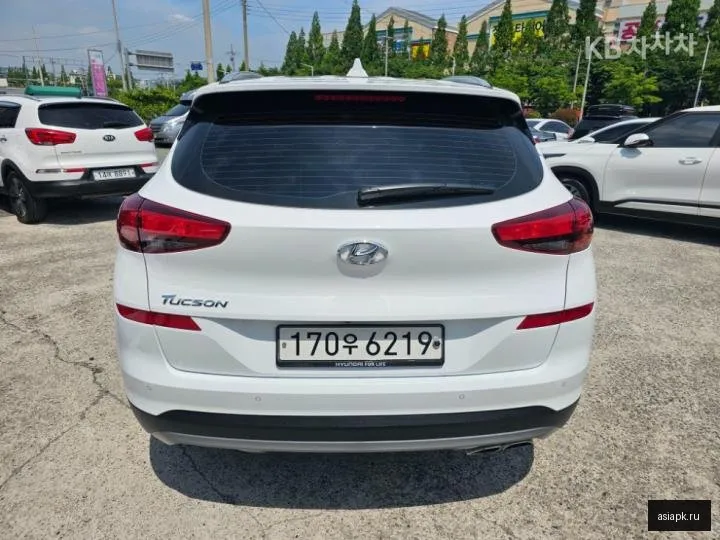 Hyundai Tucson 4