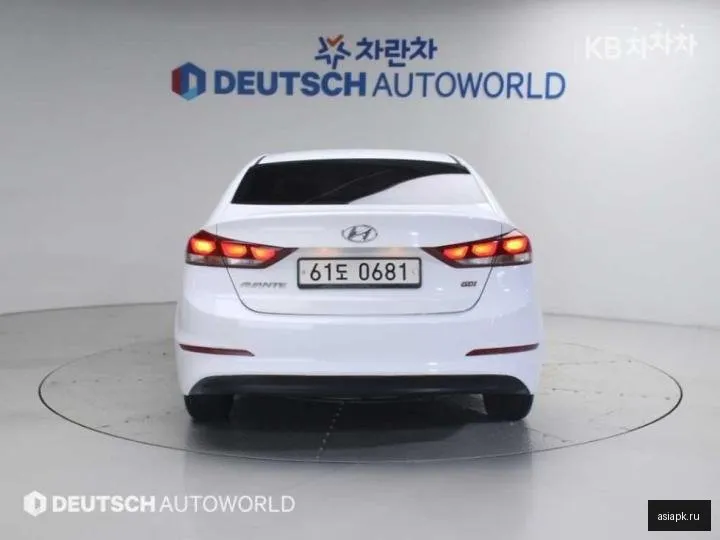 Hyundai Avante 4
