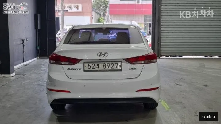 Hyundai Avante 4